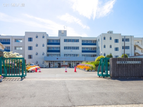 流山市大字木の土地(流山市立南流山小学校)