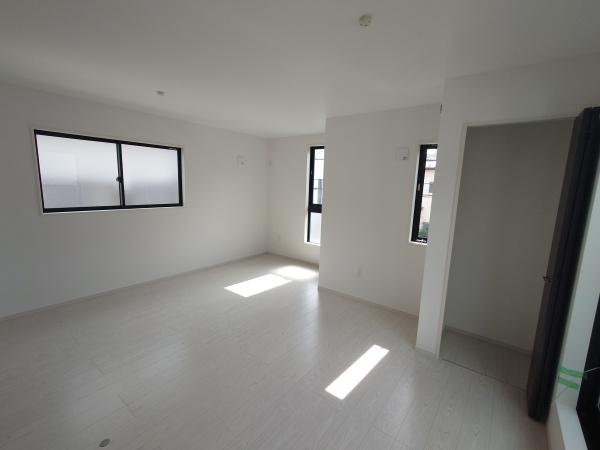 柏市あけぼの２丁目の新築一戸建