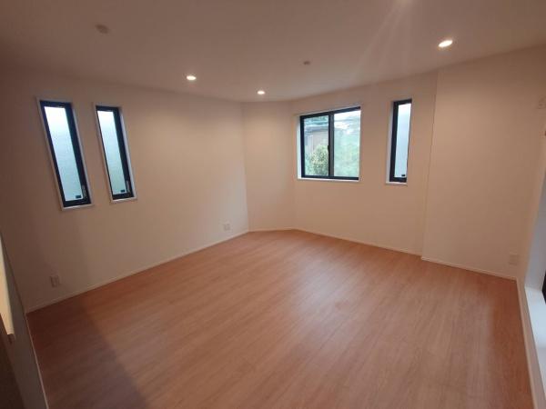 柏市明原４丁目の中古一戸建て