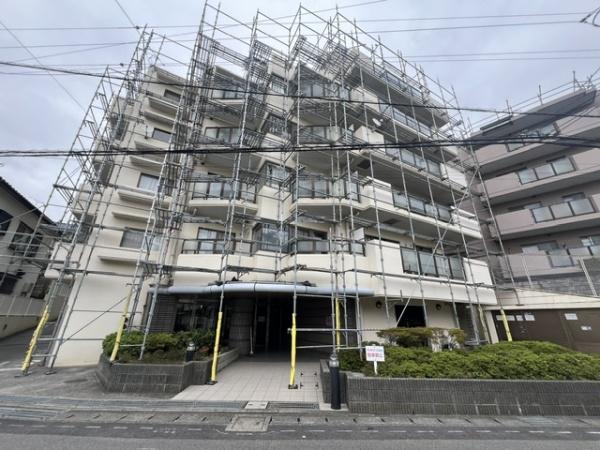 ウェルコート市川