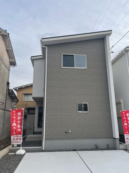 安城市里町第1　全2棟・2号棟