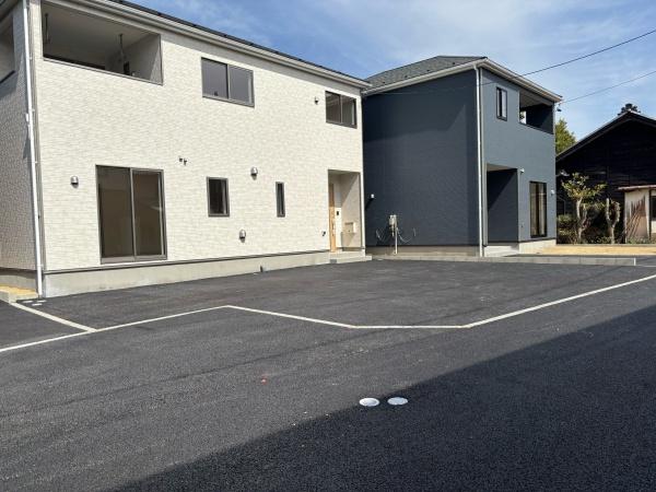 西尾市吉良町饗庭第1　全3棟・2号棟