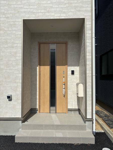 西尾市吉良町饗庭第1　全3棟・2号棟