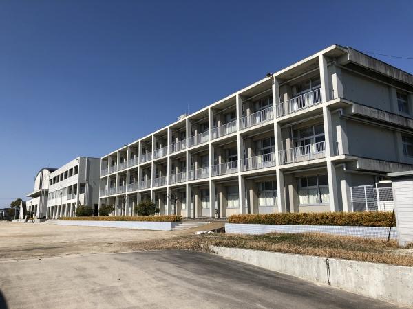 岡崎市上地町字下屋敷の土地(岡崎市立福岡中学校)