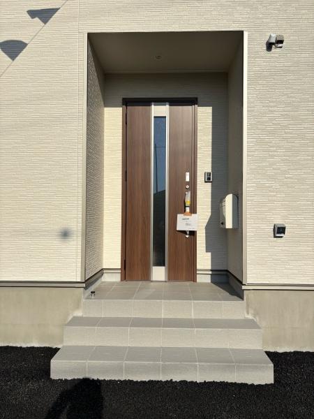 西尾市一色町一色第22　全2棟・2号棟