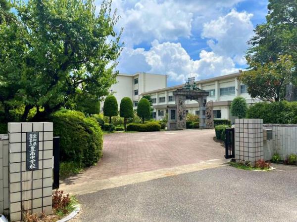 豊田市秋葉町第1 全2棟・1号棟(豊田市立豊南中学校)