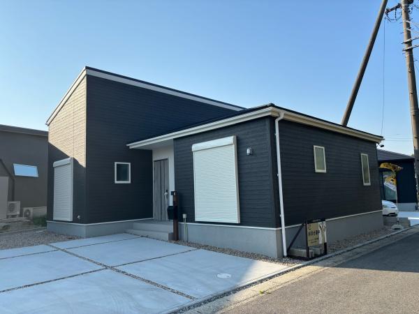 西尾市一色町亥新田第3　全1棟・1号棟