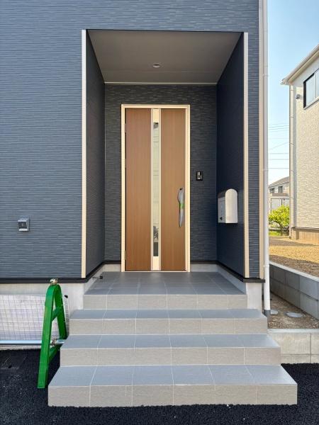 西尾市一色町一色第25　全2棟・2号棟