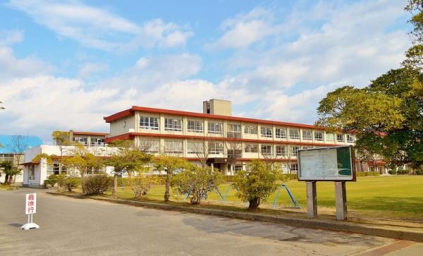 タマタウン西尾米津駅 全2棟・2号棟(西尾市立米津小学校)