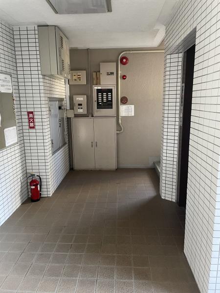 シャンボール西岡崎