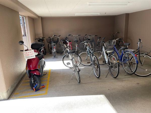 シャトー岡崎Ⅱ番館