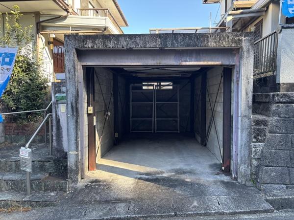 岡崎市本宿町字上トコサフの中古一戸建て