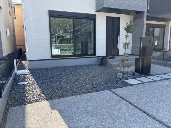 岡崎市中島町　全3棟・2号棟