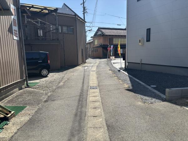 碧南市志貴町3丁目　全3棟・1号棟