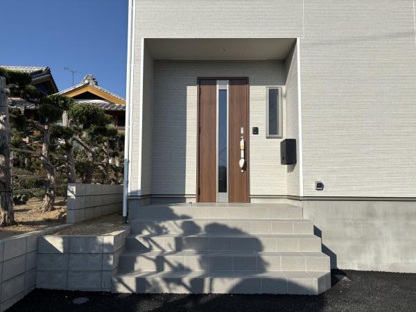 岡崎市上地町第7　全2棟・1号棟