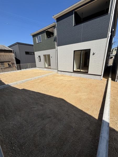 碧南市福清水町第1　全3棟・2号棟