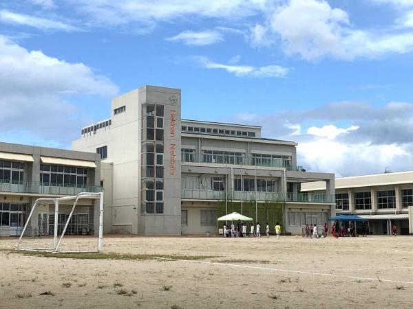 碧南市坂口町2丁目01期　全3棟・2号棟(碧南市立西端小学校)