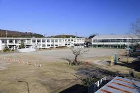豊田市貝津駅前　全3棟・3号棟(豊田市立伊保小学校)
