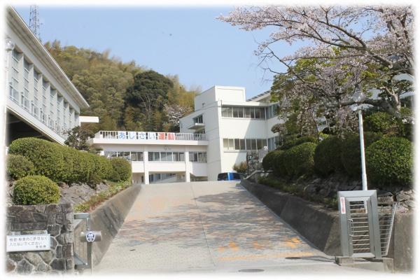 西尾市西幡豆町南岡割　全4棟・1号棟(西尾市立幡豆中学校)
