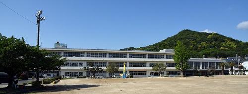 西尾市西幡豆町南岡割　全4棟・3号棟(西尾市立幡豆小学校)