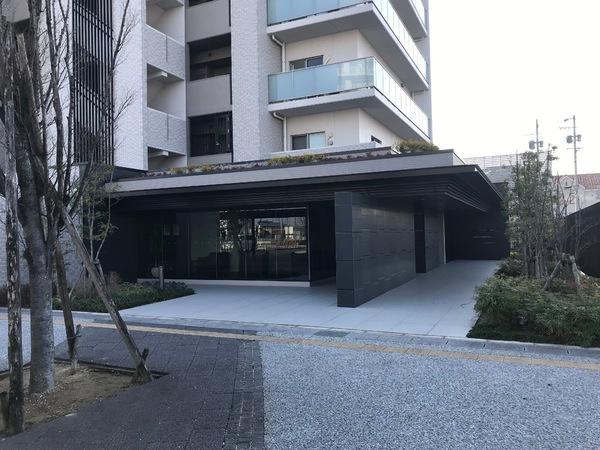 アルバックス幸田相見駅前