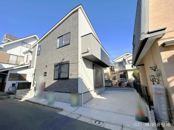 越谷市赤山町３丁目の中古一戸建