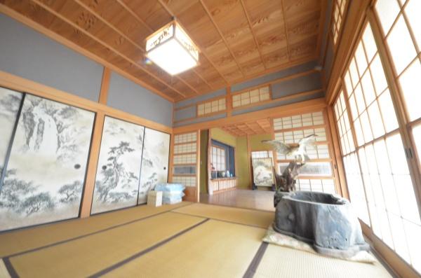 春日部市大沼６丁目の中古一戸建て