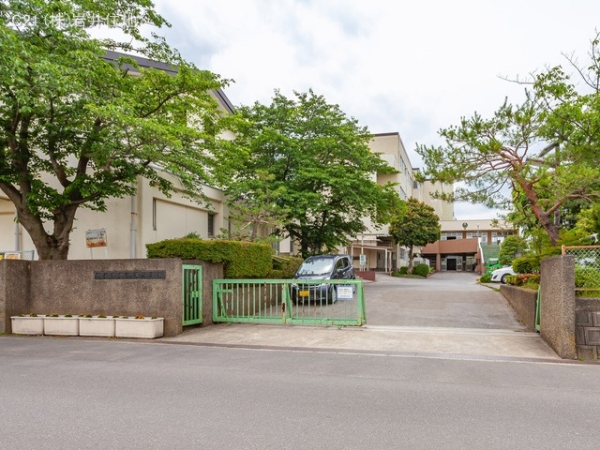 越谷市弥栄町2丁目の新築一戸建(越谷市立弥栄小学校)