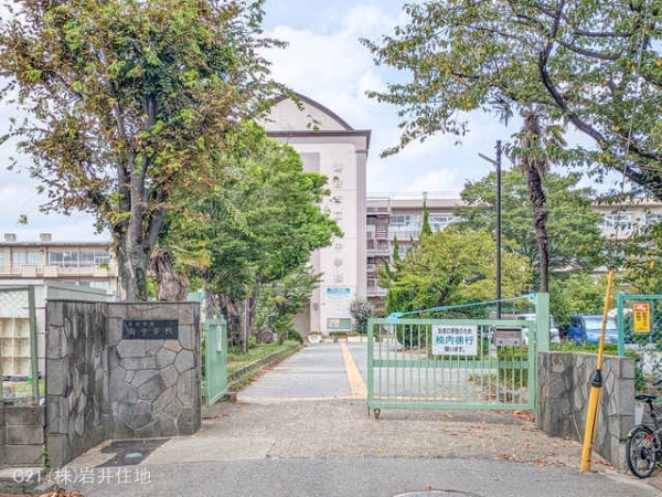 越谷市蒲生愛宕町の新築一戸建(越谷市立南中学校)