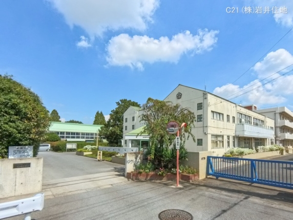 春日部市西金野井の新築一戸建(春日部市立桜川小学校)