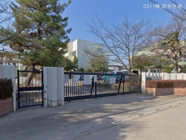 春日部市豊町5丁目の新築一戸建(春日部市立立野小学校)