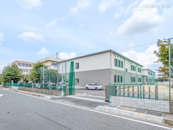 越谷市蒲生4丁目の新築一戸建(越谷市立川柳小学校)