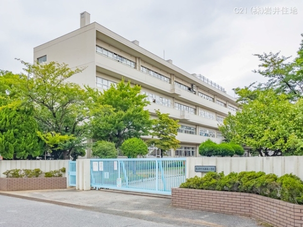 春日部市本田町1丁目の新築一戸建(春日部市立藤塚小学校)