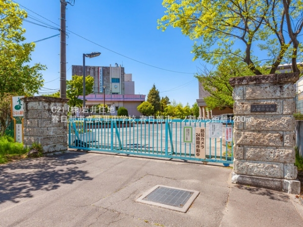 春日部市一ノ割1丁目の新築一戸建(春日部市立武里中学校)