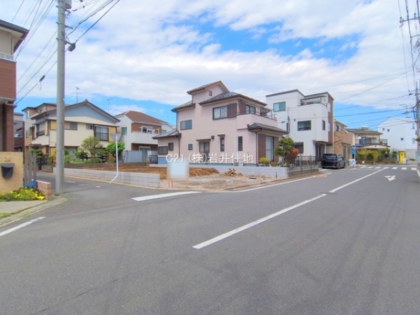 越谷市東越谷４丁目の新築一戸建
