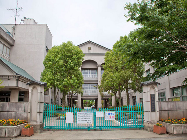 越谷市南荻島新築(越谷市立大袋小学校)