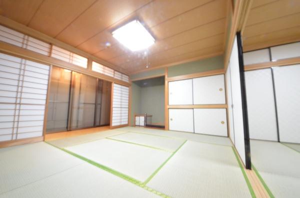 草加市苗塚町の中古一戸建て