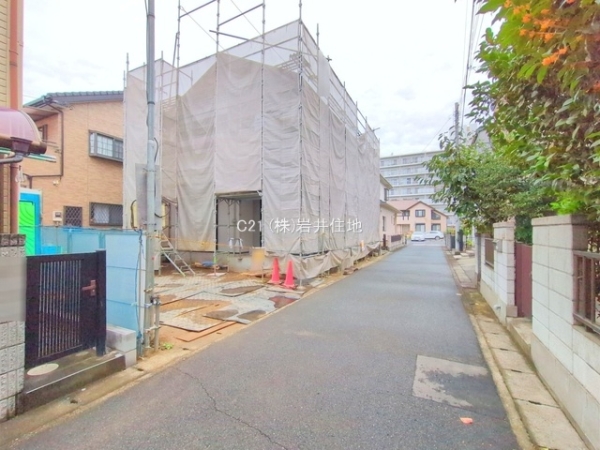 越谷市瓦曽根２丁目の新築一戸建