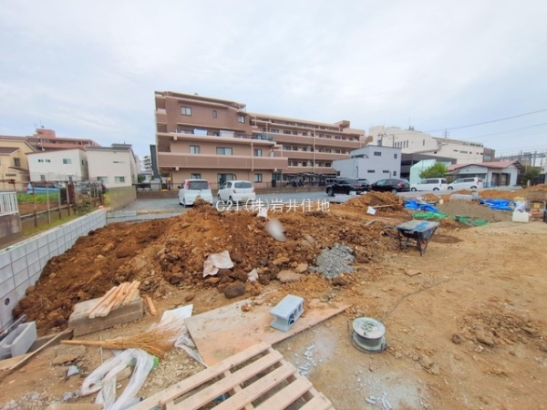 越谷市瓦曽根１丁目の新築一戸建