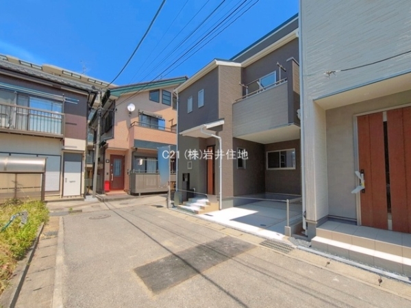春日部市中央５丁目の新築一戸建