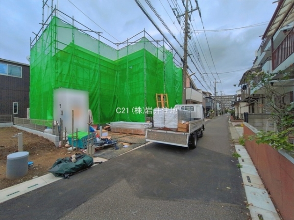 越谷市大沢４丁目の新築一戸建