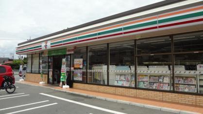 八王子市長房町の土地(セブンイレブン八王子横川東店)