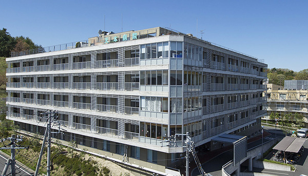 ライオンズガーデン京王南大沢(社会医療法人河北医療財団天本病院)