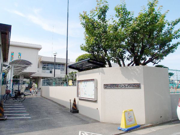 八王子北野台パークホームズ(サンライズ幼稚園)