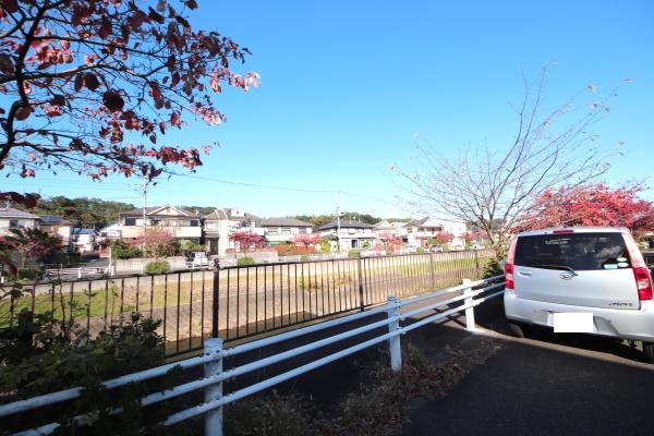 八王子市小比企町の中古一戸建て