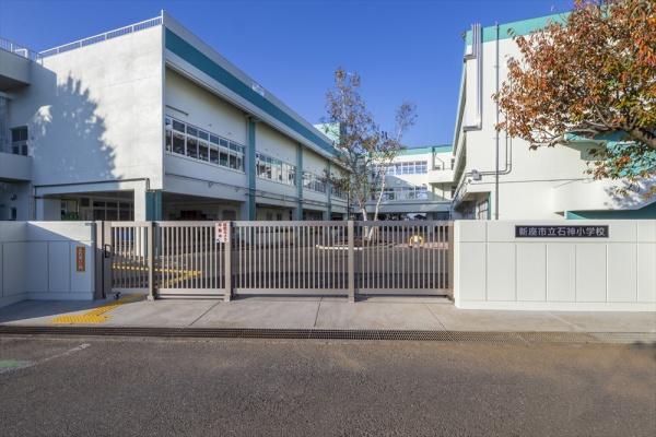 新座市石神5丁目　貸家(新座市立石神小学校)