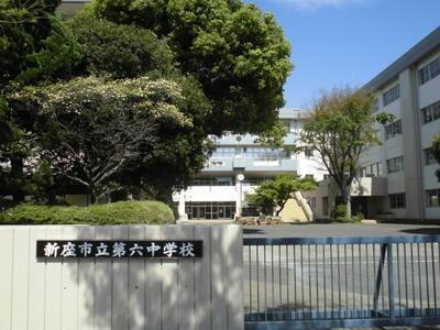 新座市石神5丁目　貸家(新座市立第六中学校)