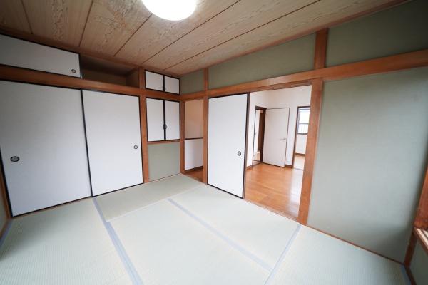 海老名市杉久保南　テラスハウス