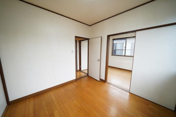 海老名市杉久保南　テラスハウス