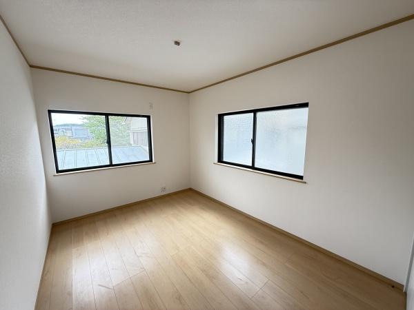 八王子市弐分方町の中古一戸建て